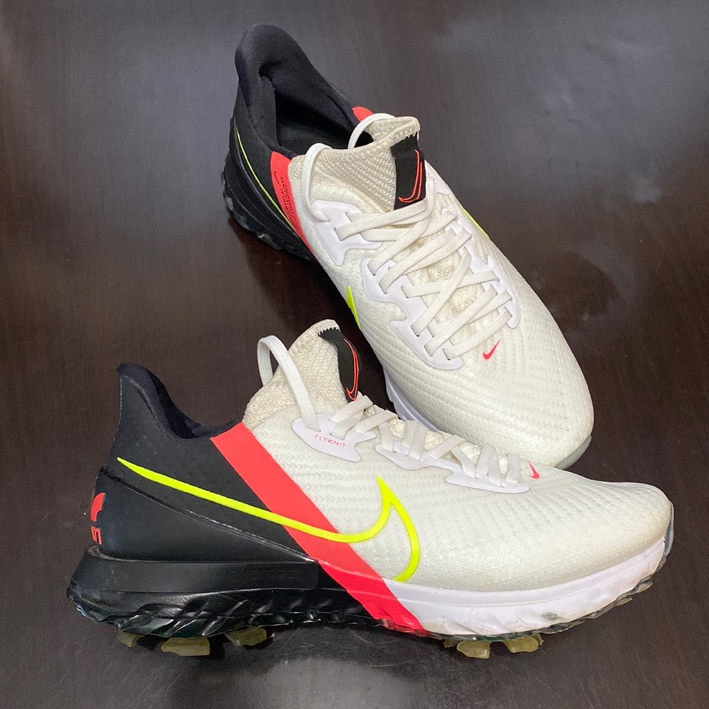 Women’s Nike Flyknit Air Zoom golf shoes